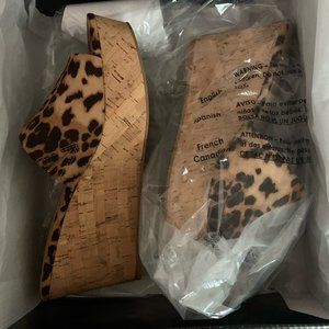 Torrid Leopard Slide Wide Width. Worn once.